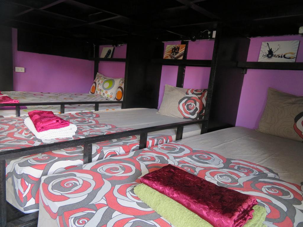 Same Same Guesthouse, Bar & Restaurant (Adults Only) Haad Rin Eksteriør billede
