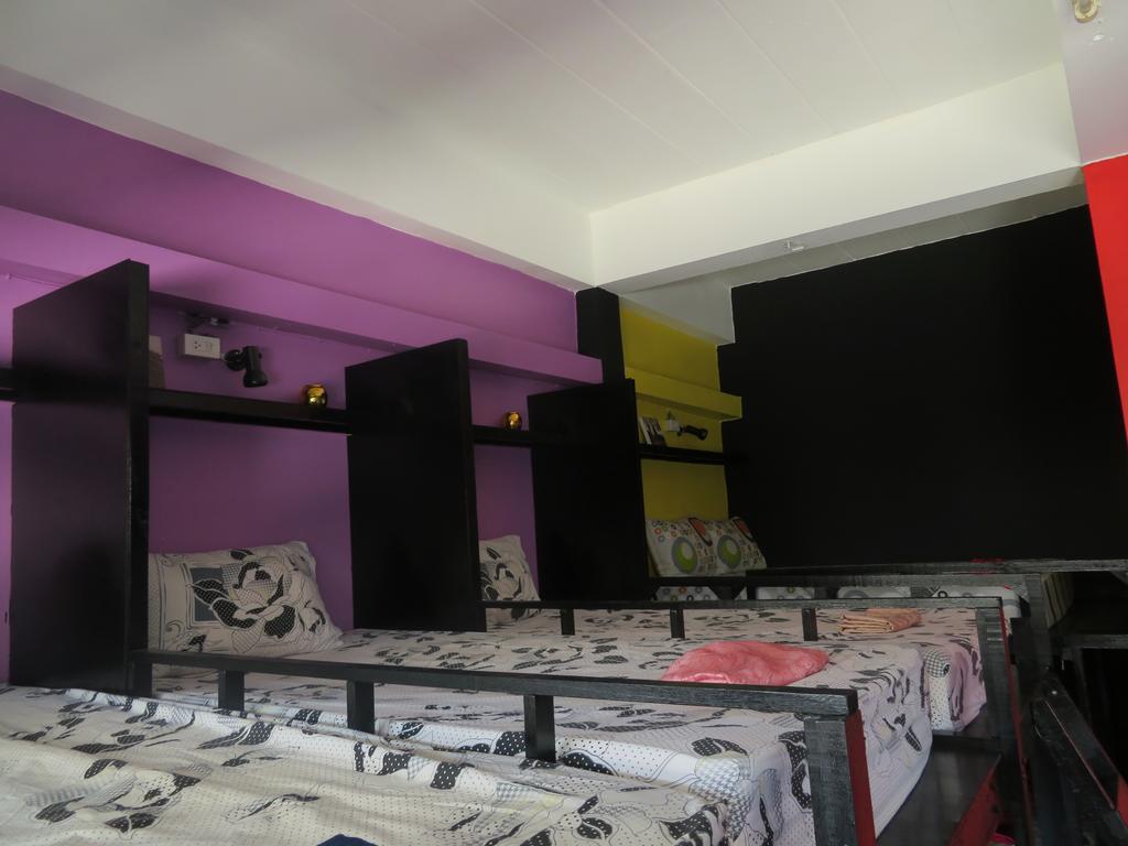 Same Same Guesthouse, Bar & Restaurant (Adults Only) Haad Rin Eksteriør billede