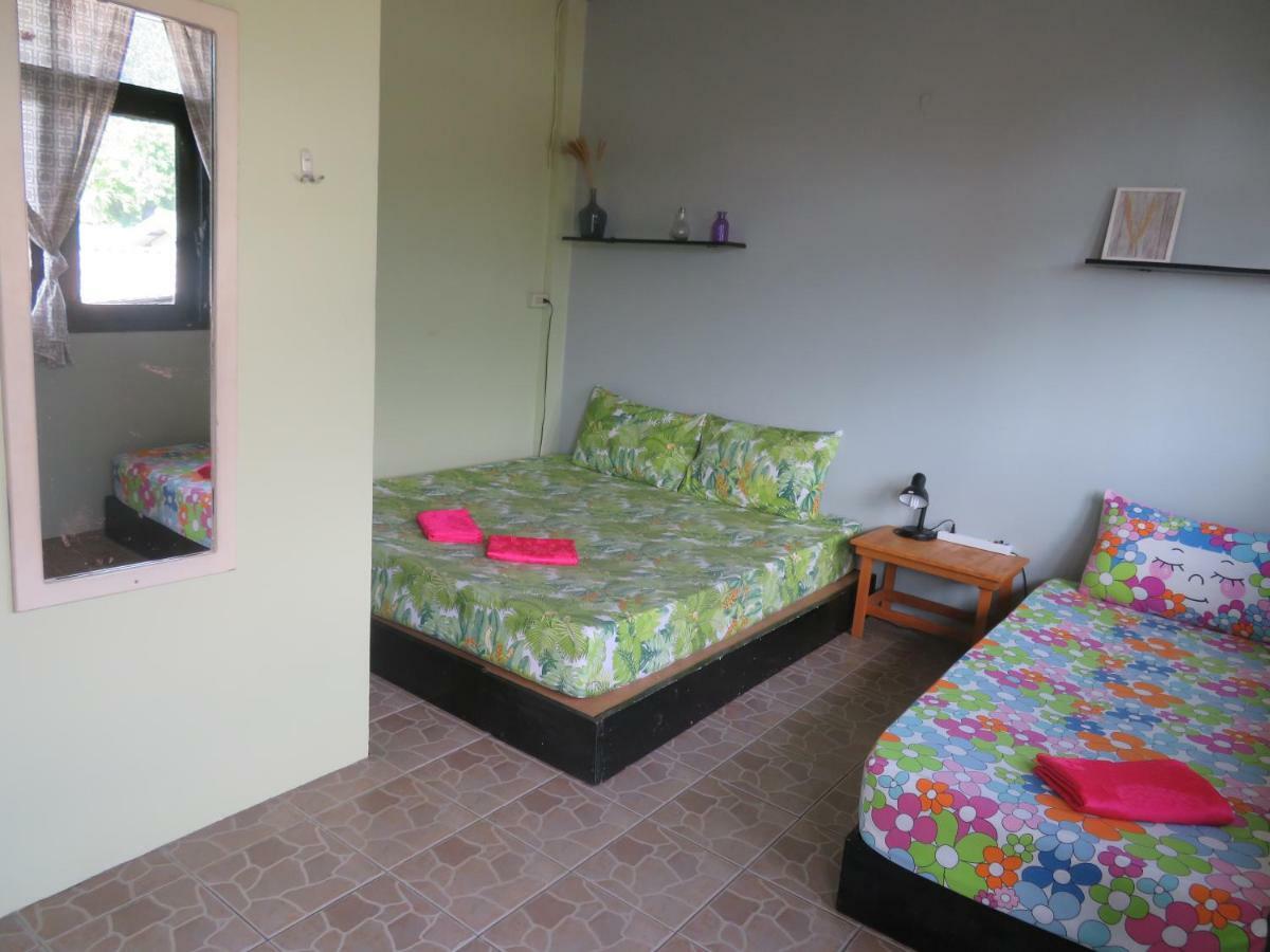 Same Same Guesthouse, Bar & Restaurant (Adults Only) Haad Rin Eksteriør billede